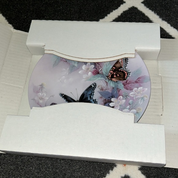 WL George Fine China 1988 Red-Spotted Lurples by Lena Liu - Picture 2 of 3